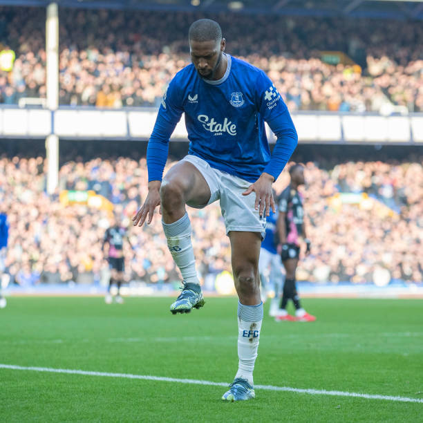 但背后传递 但背后传递